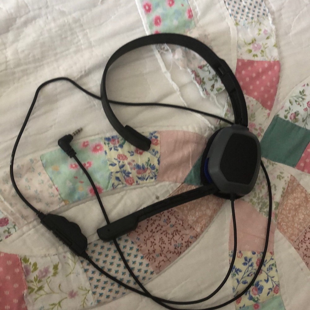 Afterglow Chat Corded PS4 Headset